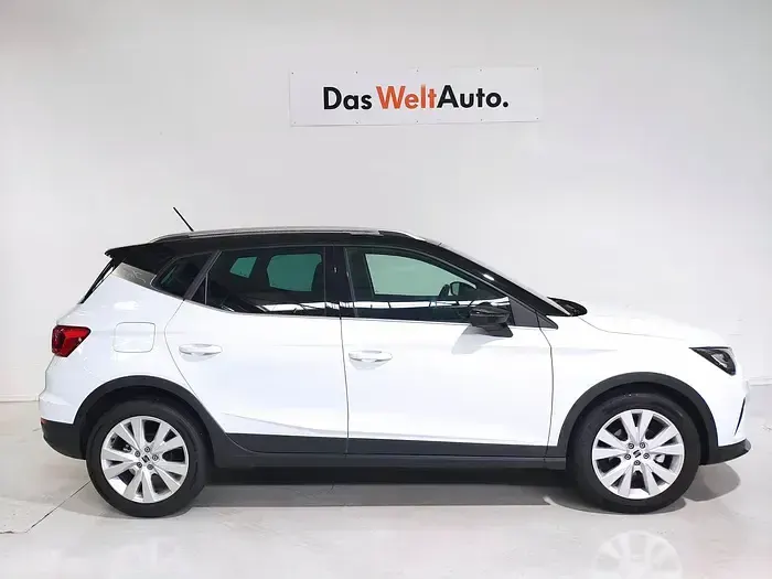 Usado Seat Arona Xperience 115 CV (84 kW) 2025 Blanco SUV