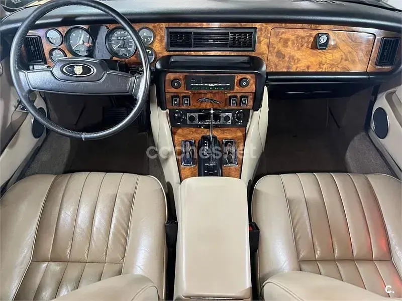 Usado Jaguar XJ Sovereign 245 CV (180 kW) 1996 Verde Berlina