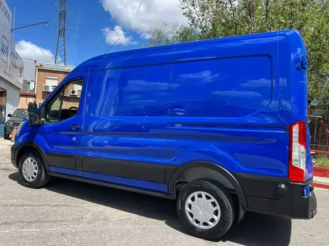 Usado Ford Transit Trend 125 CV (91 kW) 2022 Azul Van