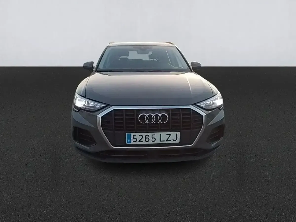Usado Audi Q3 150 CV (110 kW) 2022 Gris SUV