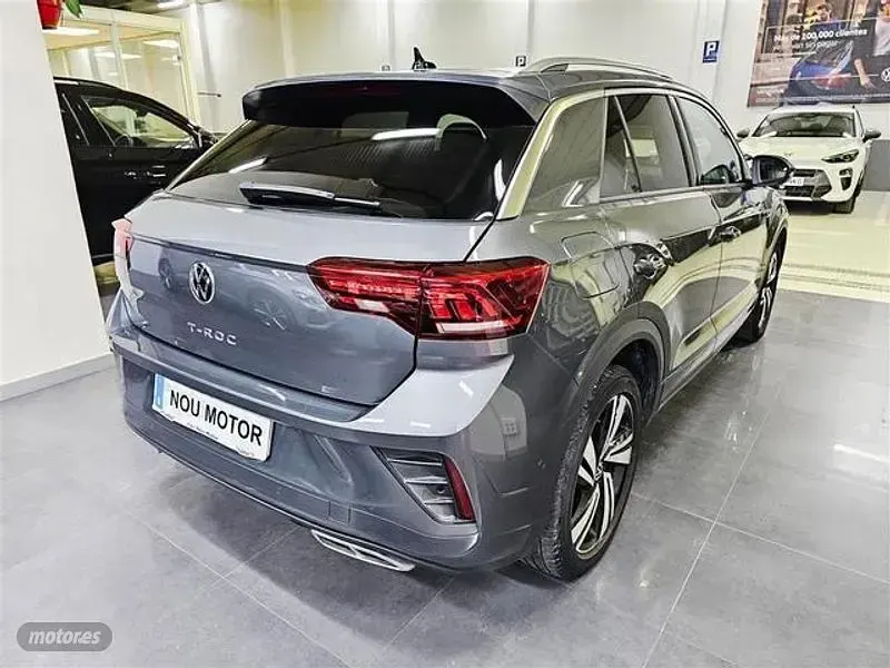 Usado VW T-Roc R-line 150 CV (110 kW) 2022 Gris SUV