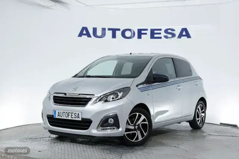 Plateado Usado 2017 Peugeot 108 Collection Utilitario | 8250 € (Precio justo) - Imagen 1/4