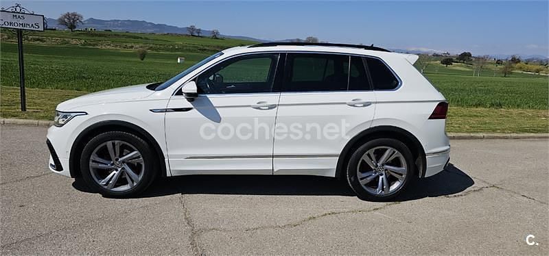 Używany VW Tiguan R-line 150 KM (110 kW) 2021 Biały SUV
