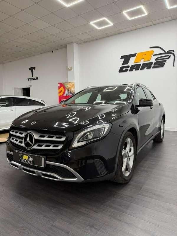Usado Mercedes GLA250 211 CV (155 kW) 2019 Negro SUV