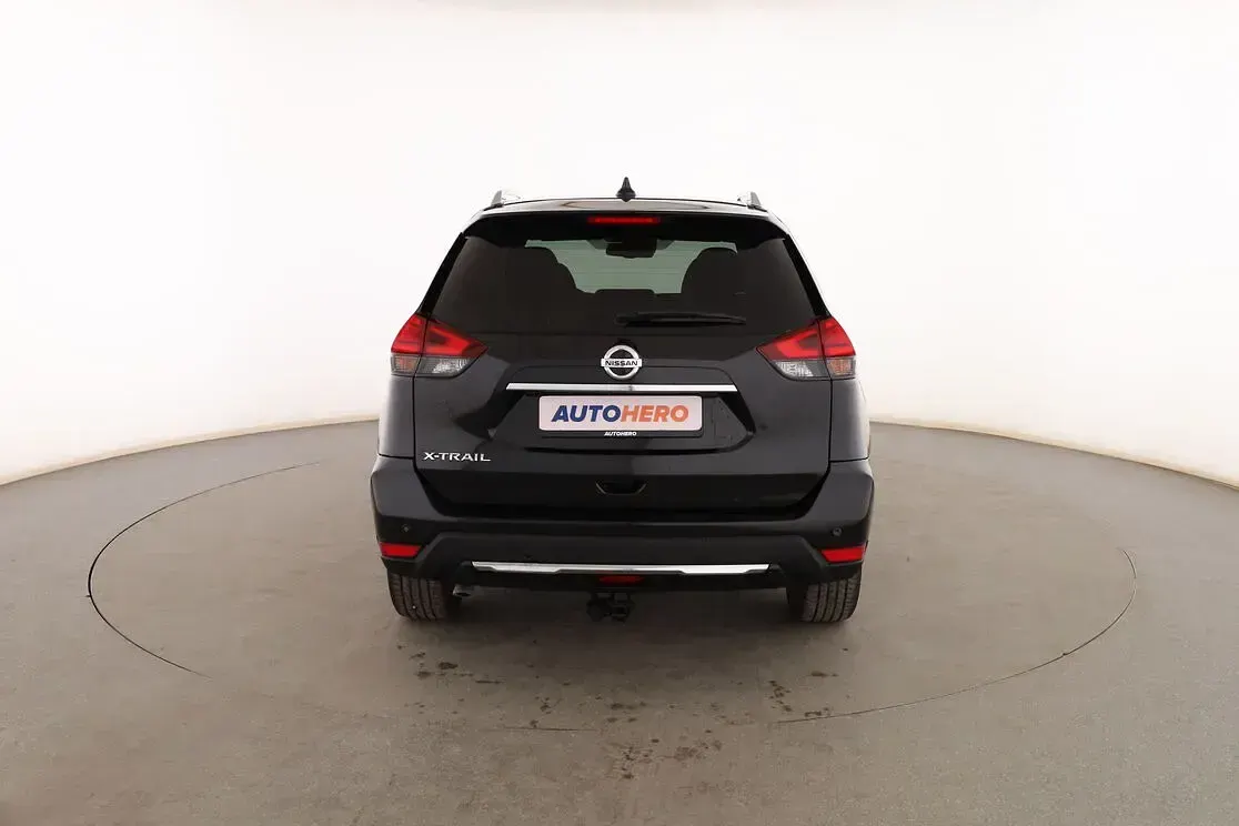 Usado Nissan X-Trail N-Connecta 177 CV (130 kW) 2018 Negro SUV