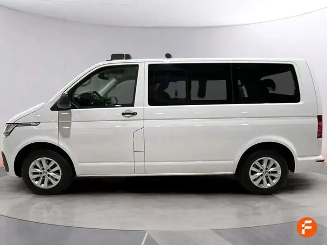 Usado VW Multivan 110 CV (80 kW) 2020 Blanco Monovolumen