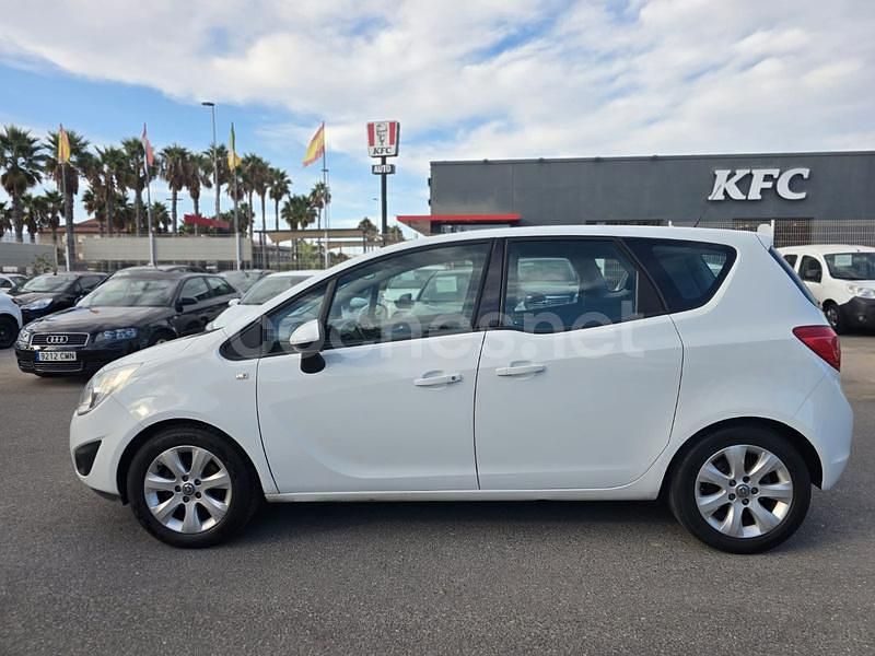 Usado Opel Meriva Design Edition 120 CV (88 kW) 2012 Blanco Monovolumen