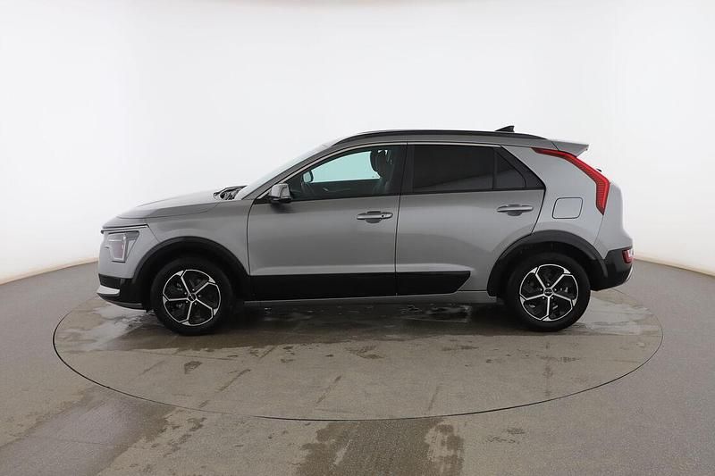 Usado Kia Niro 129 CV (94 kW) 2024 Gris SUV