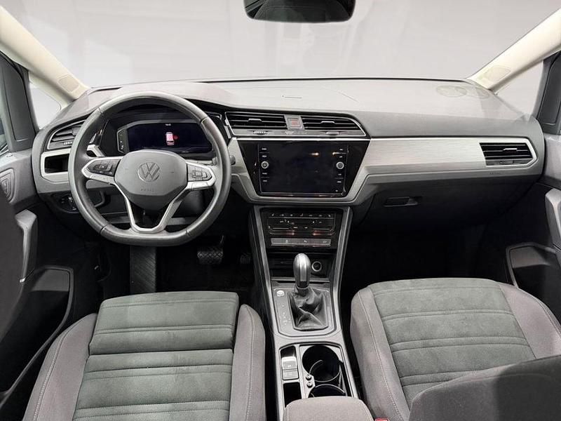Usado VW Touran 150 CV (110 kW) 2025 Gris Monovolumen