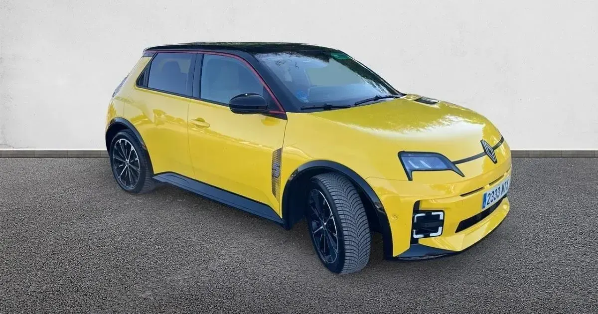 Usado Renault 5 E-Tech Iconic 110 kW (150 CV) 2024