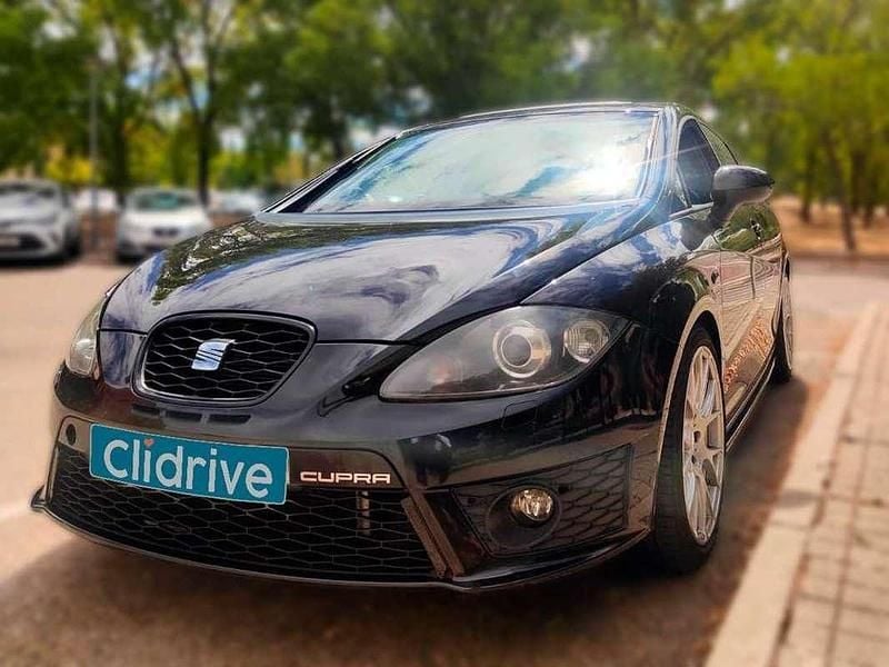 Usado Seat Leon CUPRA 241 CV (177 kW) 2011 Negro Utilitario