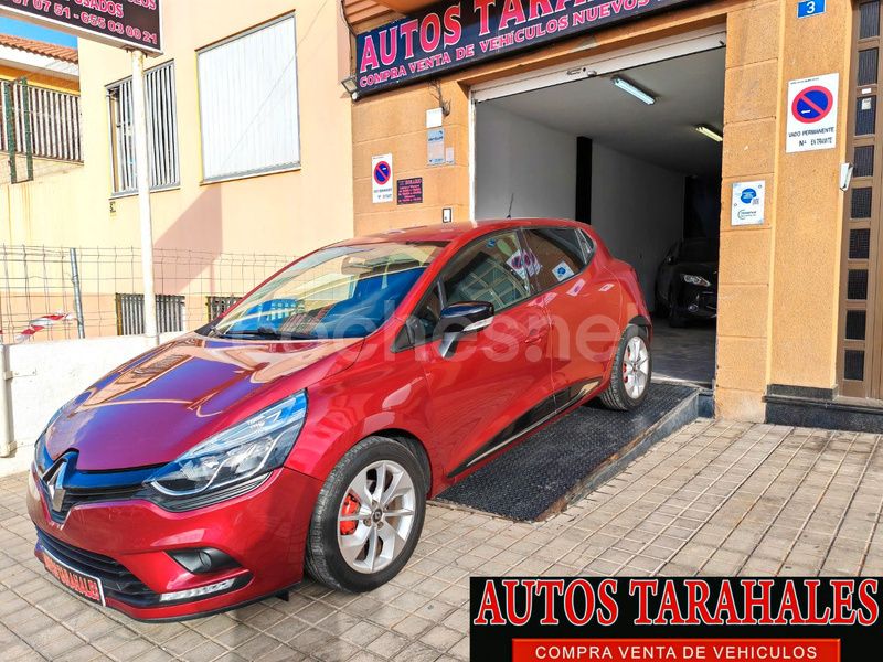 Granate Usado 2017 Renault Clio IV LIMITED Berlina | 8990 € (Precio justo) - Imagen 1/4