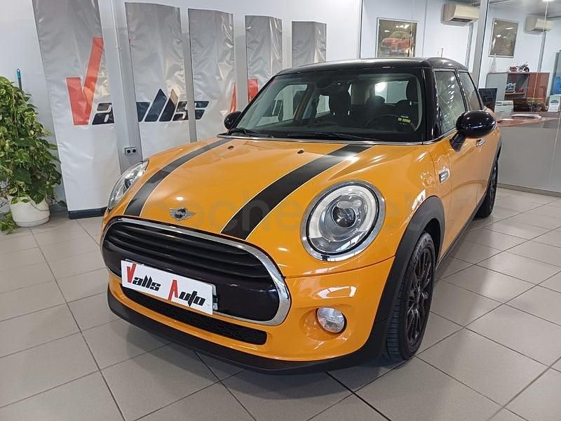 Usado Mini Cooper D 116 CV (85 kW) 2019 Naranja Utilitario