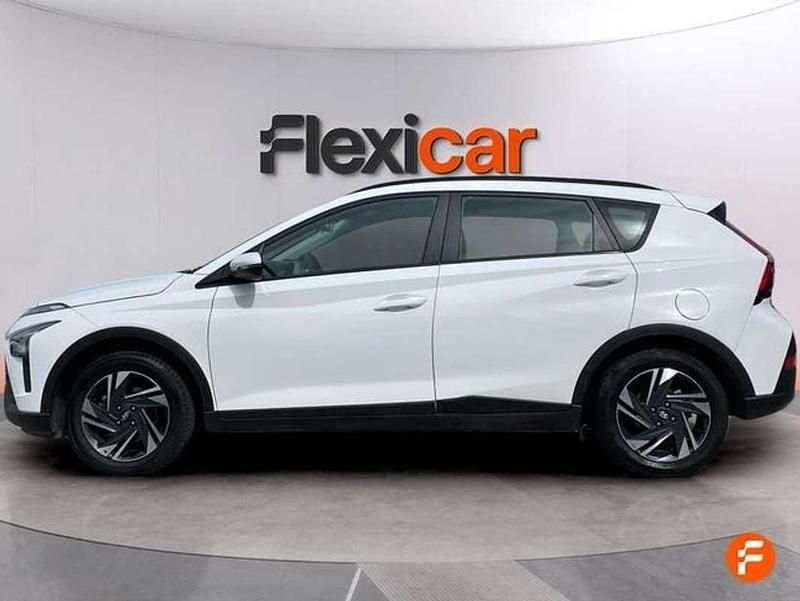 Usado Hyundai Bayon 84 CV (61 kW) 2023 Blanco SUV