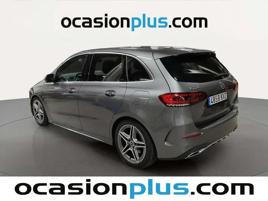 Usado Mercedes B220 190 CV (139 kW) 2019 Gris Utilitario