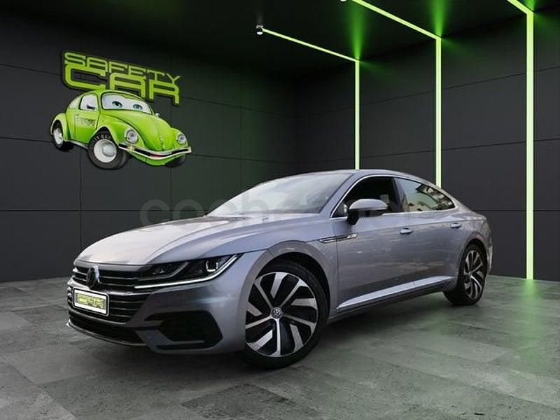 Usado VW Arteon R-line 190 CV (139 kW) 2020 Gris / plata Berlina