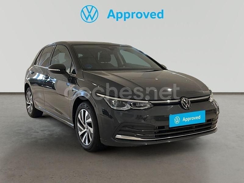 Gris Usado 2023 VW Golf VIII Berlina | 29.900 € (Precio justo) - Imagen 1/4