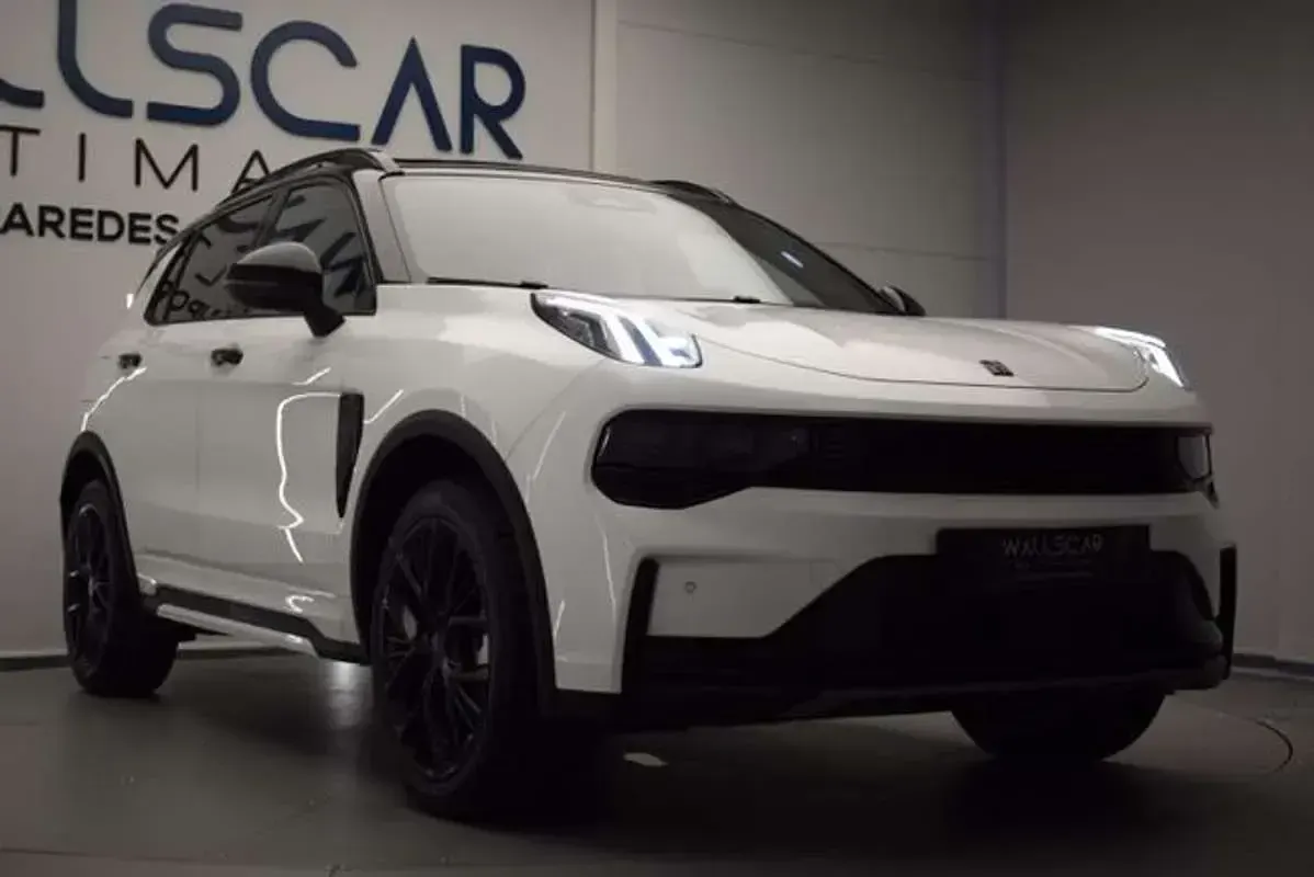 Usado Lynk & Co 01 279 CV (205 kW) 2026 Blanco SUV