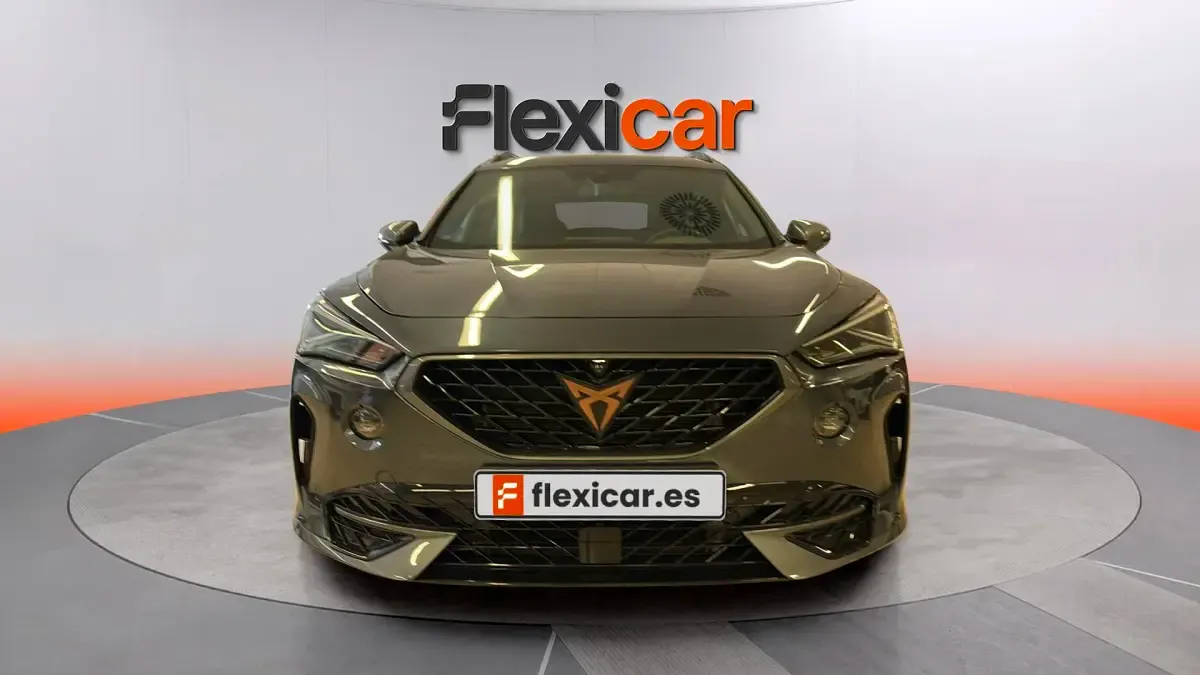 Usado Cupra Formentor VZ 245 CV (180 kW) 2023 Gris SUV