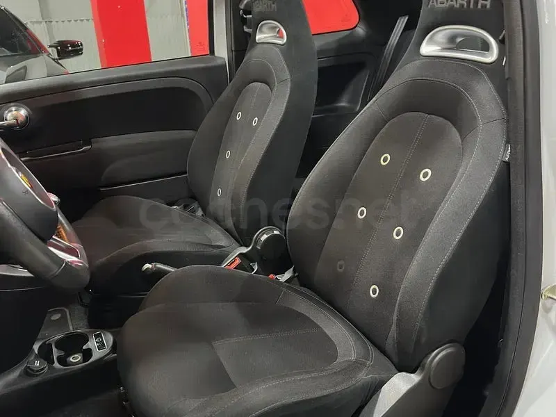 Usado Abarth 595 145 CV (106 kW) 2018 Gris / plata Berlina