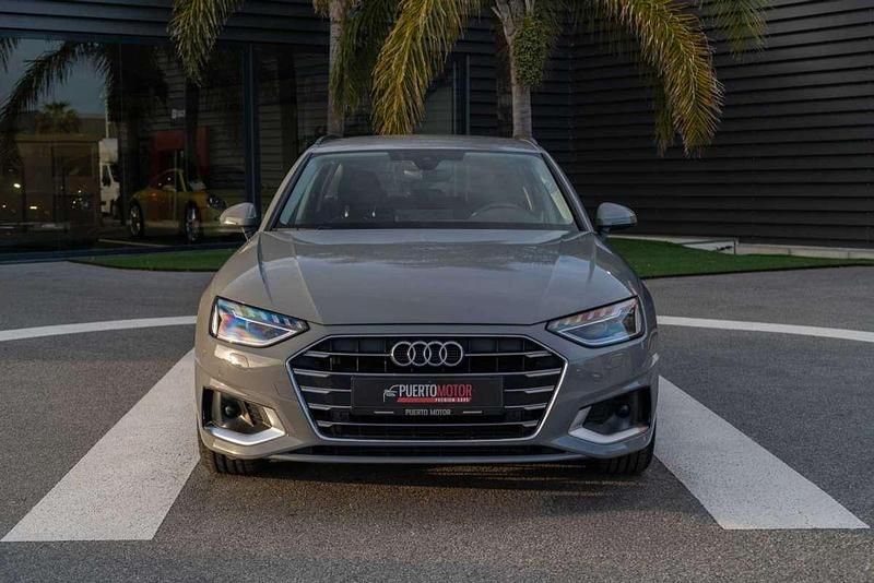 Usado Audi A4 Advanced 204 CV (150 kW) 2022 Gris Berlina