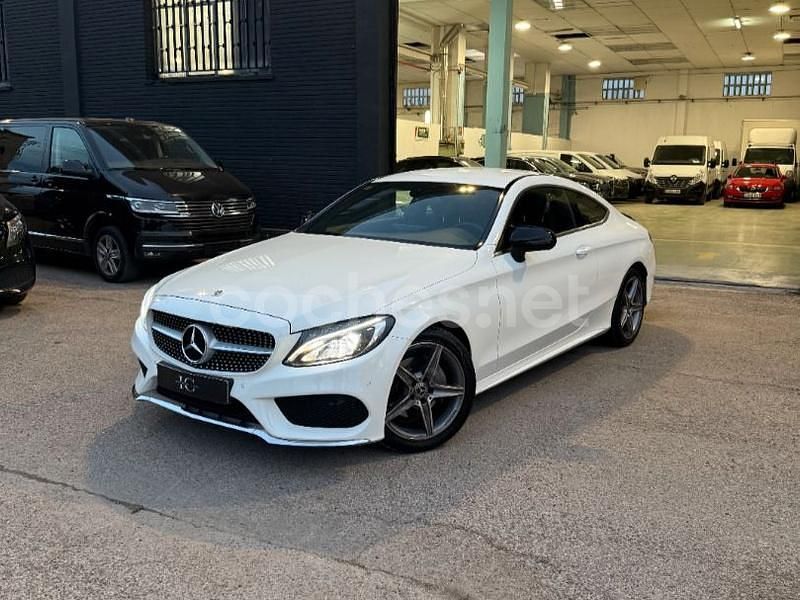 Usado Mercedes C220 170 CV (125 kW) 2018 Blanco Coupe