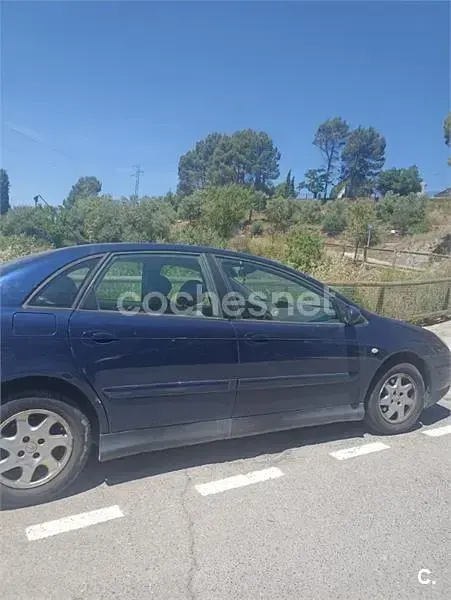 Usado Citroën C5 Exclusive 110 CV (80 kW) 2004 Azul Familiar