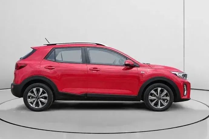 Usado Kia Stonic 100 CV (73 kW) 2024 SUV