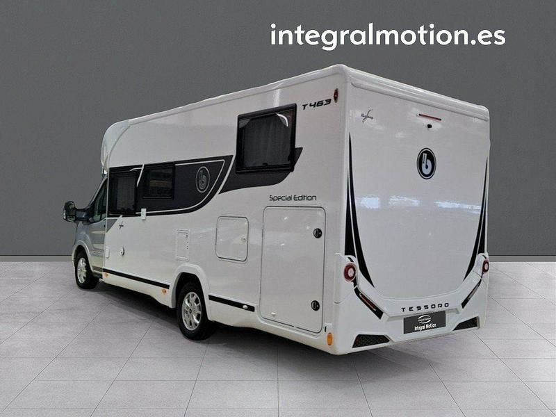 Usado Ford Transit 170 HP (125 kW) 2025 Cinzento Sedan