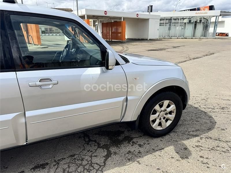Usado Mitsubishi Montero Spirit 200 CV (147 kW) 2010 Gris / plata SUV