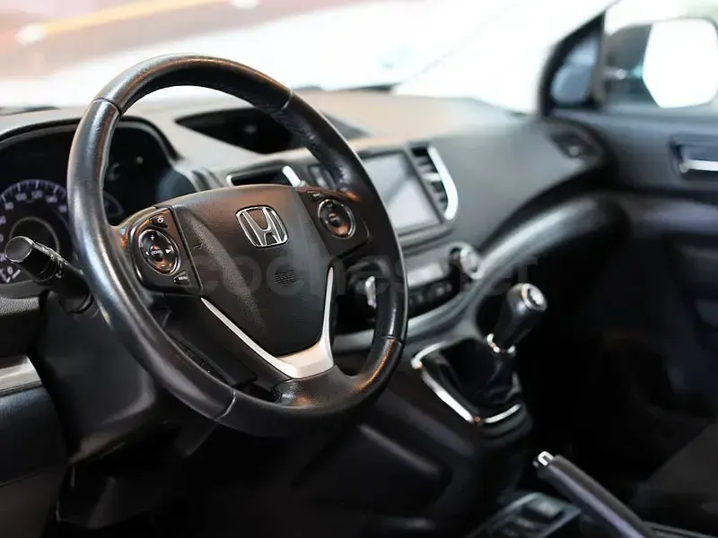 Usado Honda CR-V Elegance 120 CV (88 kW) 2017 Gris / plata SUV