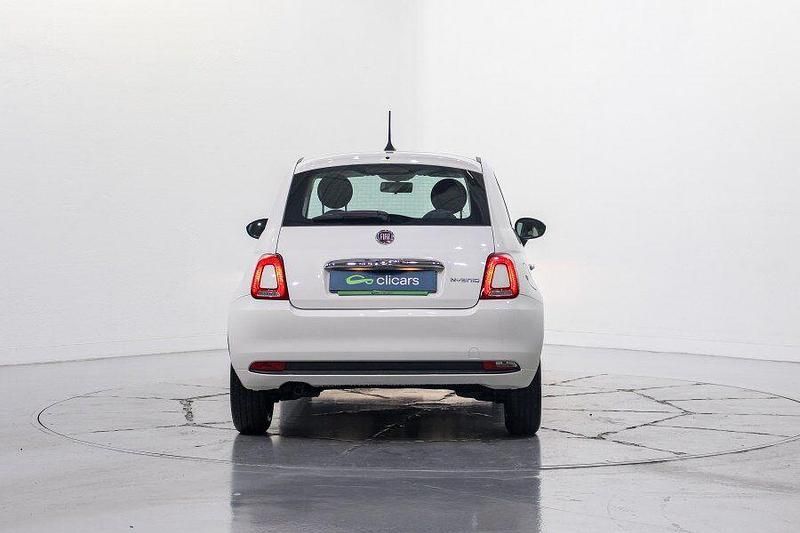 Usado Fiat 500 70 CV (51 kW) 2023 Blanco Utilitario
