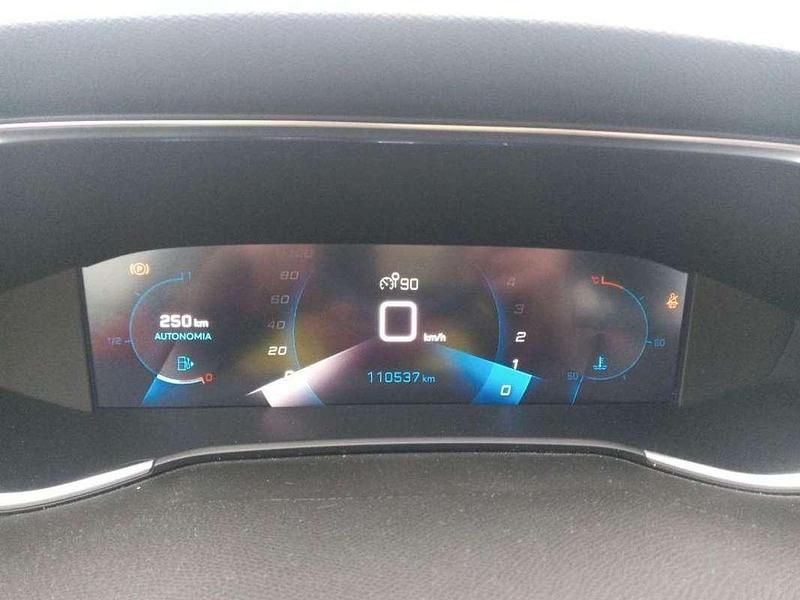 Usado Peugeot 308 Active 131 CV (96 kW) 2021 Blanco Familiar