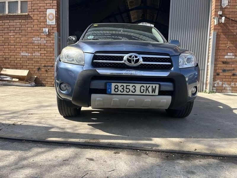 Usado Toyota RAV4 177 CV (130 kW) 2008 Azul SUV