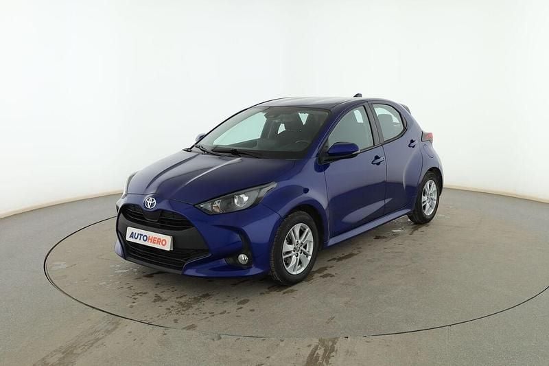 Usado Toyota Yaris Edition 125 CV (91 kW) 2021 Azul Utilitario