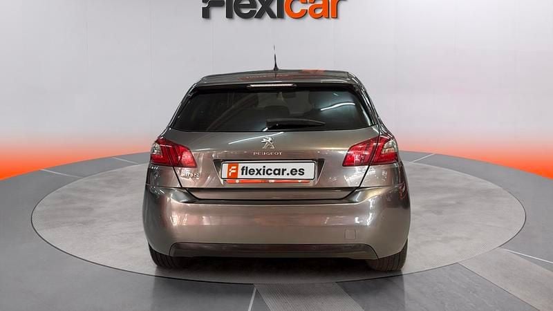 Usado Peugeot 308 Active 131 CV (96 kW) 2020 Gris Utilitario