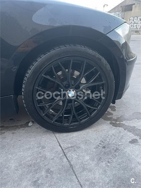 Usado BMW 118 122 CV (89 kW) 2008 Negro Utilitario