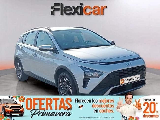 Usado Hyundai Bayon 101 CV (74 kW) 2023 Gris SUV