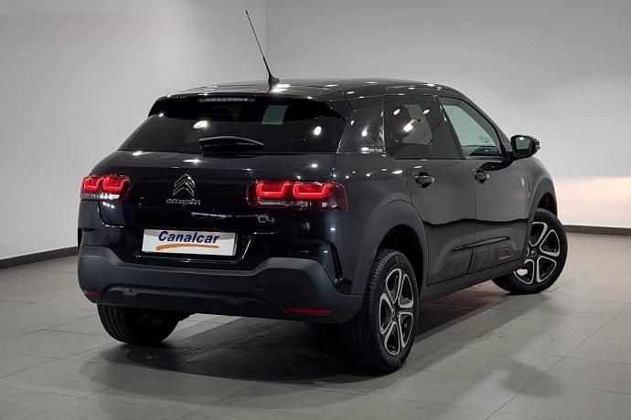 Usado Citroën C4 Cactus 102 CV (75 kW) 2020 Negro Utilitario