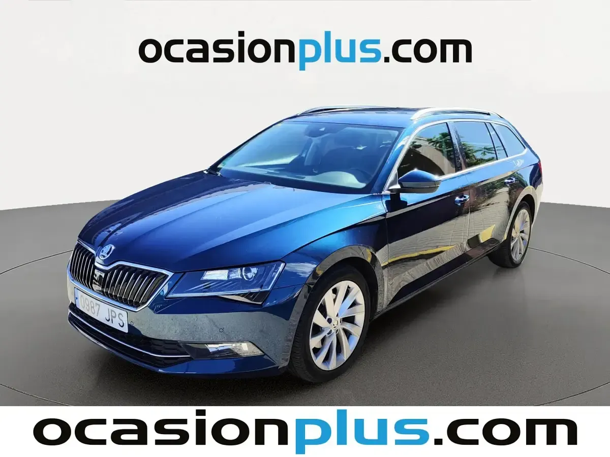 Usado Skoda Superb Ambition 150 CV (110 kW) 2016 Familiar