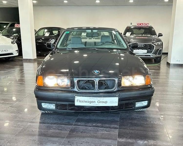 Usado BMW 323 Comfort Edition 173 HP (127 kW) 1997 Preto Coupé