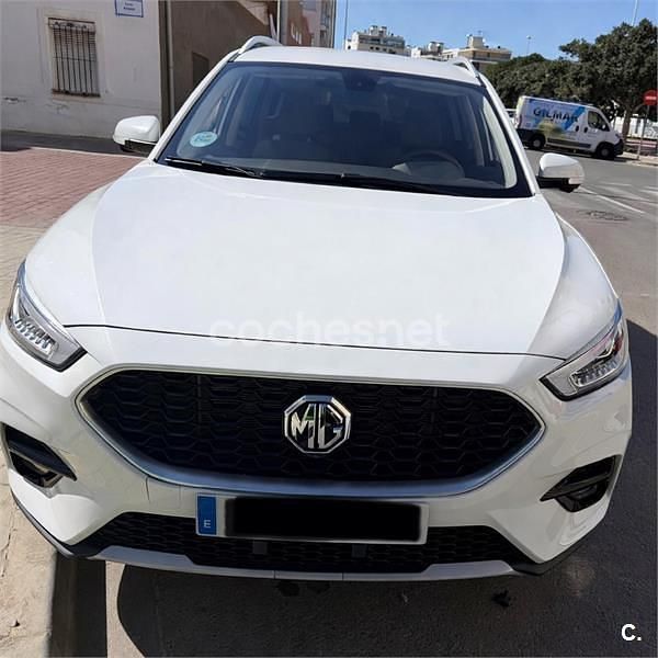 Usado MG ZS Luxury 106 CV (77 kW) 2023 Blanco SUV