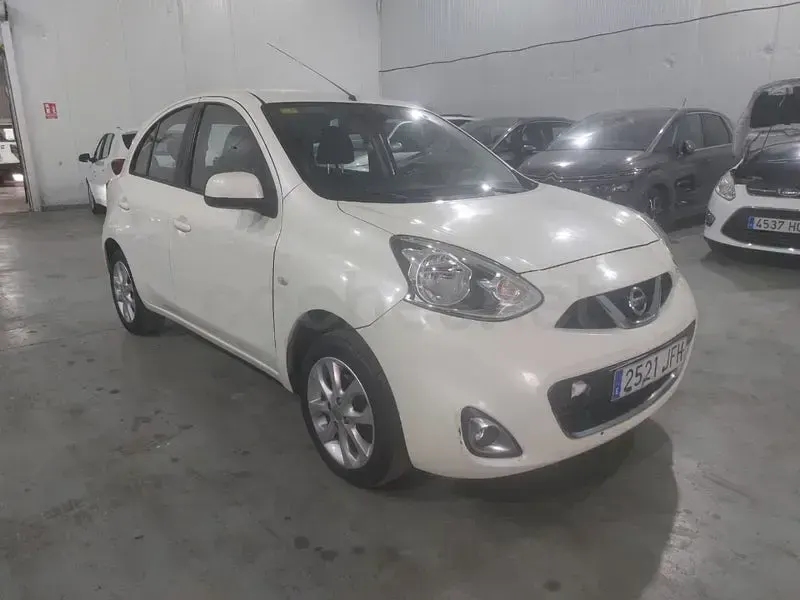 Usado Nissan Micra Acenta 80 CV (58 kW) 2015 Blanco Utilitario
