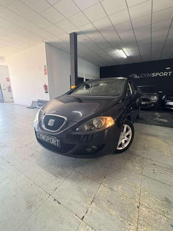 Negro Usado 2007 Seat Leon Reference Utilitario | 5490 € (Precio justo) - Imagen 1/4