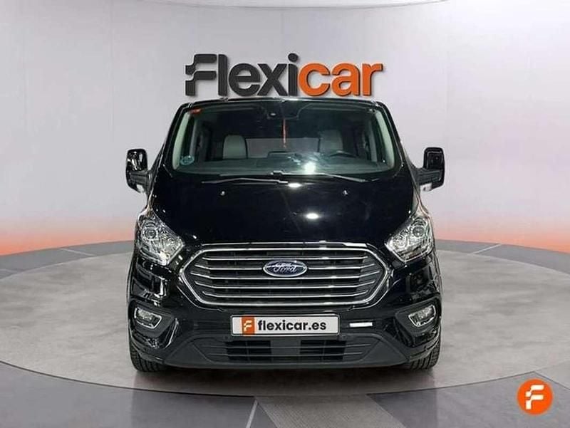 Usado Ford Tourneo Titanium 170 CV (125 kW) 2018 Negro Monovolumen