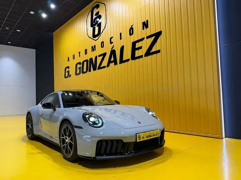 Usado Porsche 911 Carrera GTS 541 CV (397 kW) 2026 Gris / plata Coupe