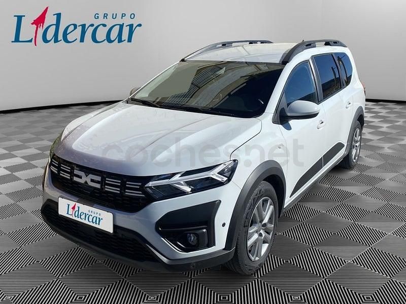 Usado Dacia Jogger Expression 100 CV (73 kW) 2023 Blanco Monovolumen