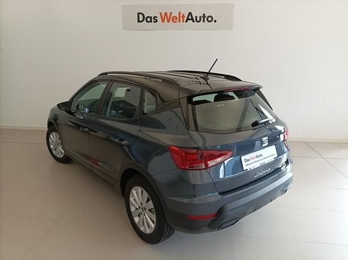 Gris Usado 2022 Seat Arona Style Plus SUV | 16.500 € (Precio justo) - Imagen 1/4