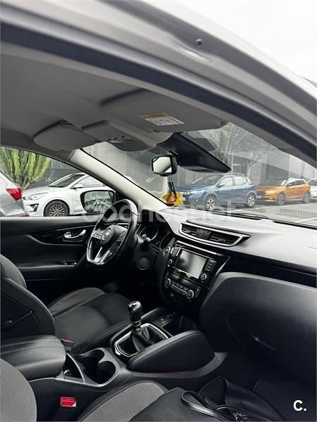 Usado Nissan Qashqai Tekna 115 CV (84 kW) 2013 Gris / plata SUV