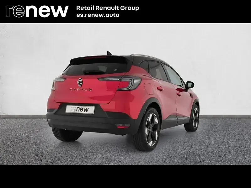 Usado Renault Captur Techno 100 CV (73 kW) 2025 Rojo SUV